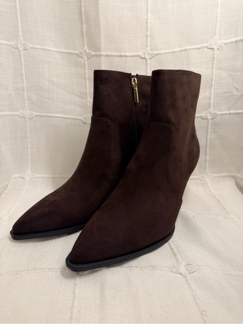 I.N.C. Batya Rich Truffle Pointed Toe Booties Women’s 8M